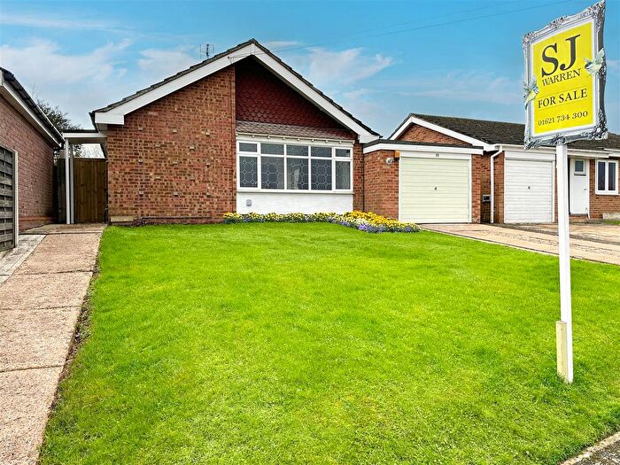 2 Bedroom Detached Bungalow For Sale In Highfield Rise, Althorne, Chelmsford, CM3