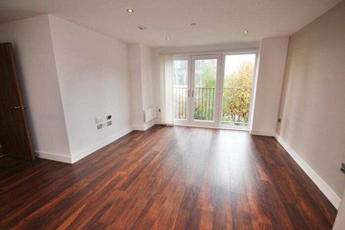 2 Bedroom Apartment For Sale In Ordsall Lane, Salford, M5