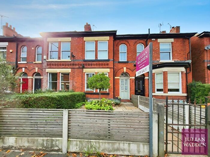 3 Bedroom Terraced House For Sale In Bramhall Lane, Davenport, Stockport, SK2