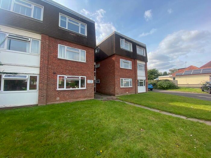 2 Bedroom Flat To Rent In Glebe Court, Leamington Spa, CV31