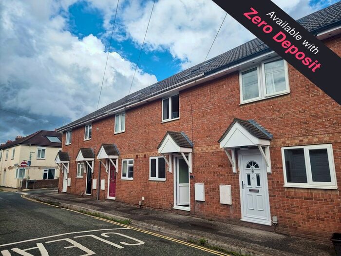 3 Bedroom Property To Rent In Coldharbour Lane, Salisbury, SP2