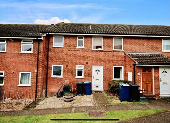 2 Bedroom Maisonette To Rent In Frances Street, Chesham, HP5