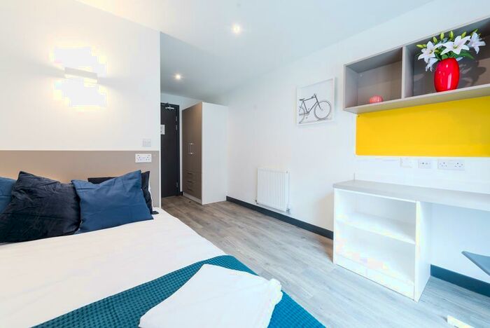 Studio To Rent In Dumfries Street, Luton, LU1