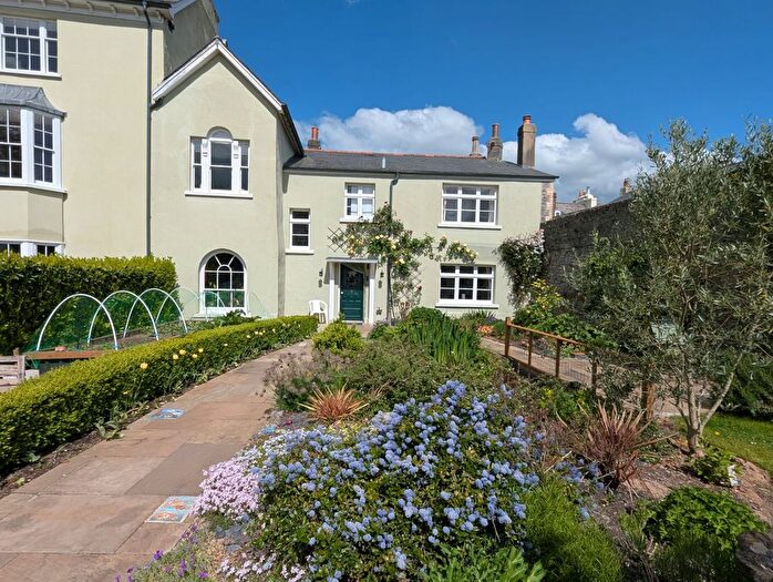 4 Bedroom Semi-Detached House For Sale In Sycamore Way, Chudleigh, TQ13