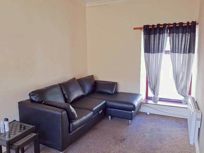 1 Bedroom Flat To Rent In Clydach Road, Clydach Vale -, Tonypandy CF40