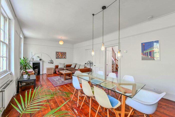 3 Bedroom Flat To Rent In Compton Terrace, Highbury And Islington, London, N1