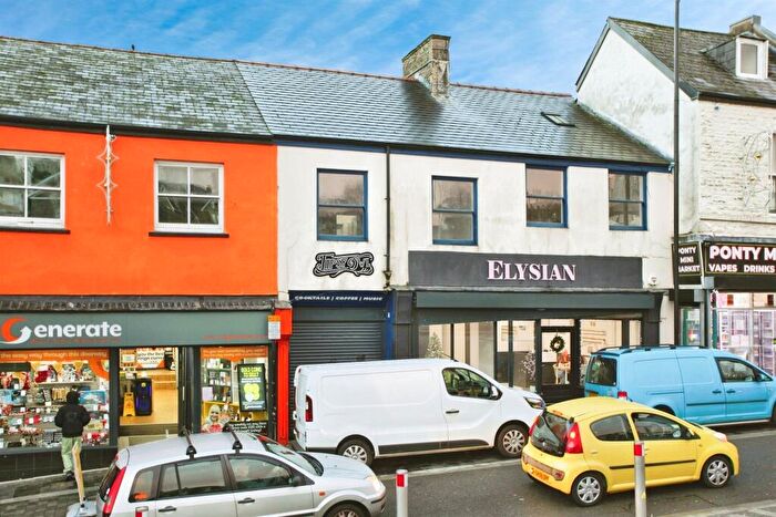 2 Bedroom Flat For Sale In High Street, Pontypridd, CF37