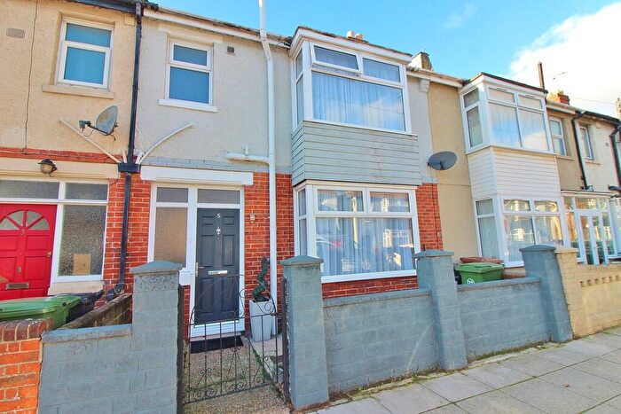 3 Bedroom Terraced House For Sale In Glenthorne Road, Copnor, PO3