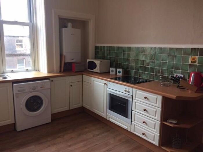 1 Bedroom Flat To Rent In Lochrin Buildings, Edinburgh, EH3