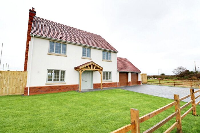 5 Bedroom Detached House For Sale In Brigg Road, Hibaldstow, Lincolnshire, DN20