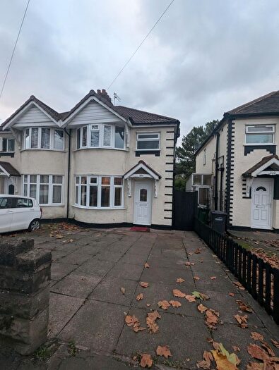 3 Bedroom Property To Rent In Stourbridge Road, Dudley, DY1