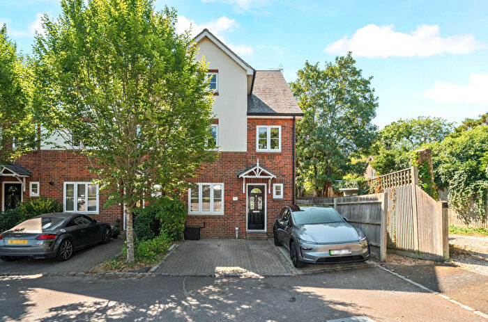5 Bedroom End Of Terrace House For Sale In High Street, Old Woking, Woking, Surrey, GU22