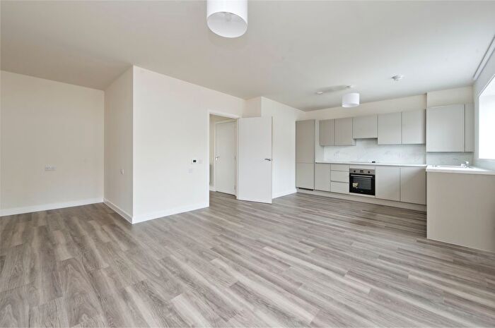 1 Bedroom Flat To Rent In Snowdrop House, Elder Mews, Springfield Drive, SW17