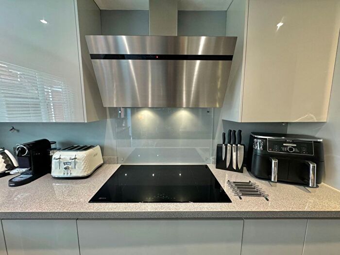4 Bedroom Detached House For Sale In Bluebell Drive, Bedworth, CV12