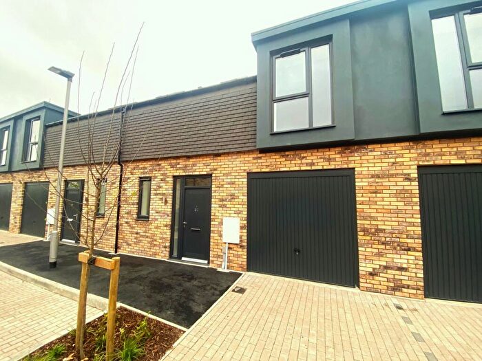 4 Bedroom House To Rent In Parkes Avenue, Belgrave Village, Birmingham, B12