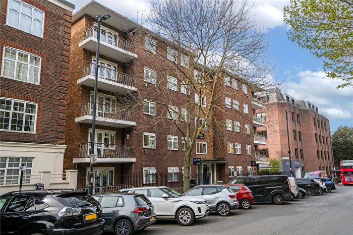 3 Bedroom Flat For Sale In Sheen Road, Richmond, TW9