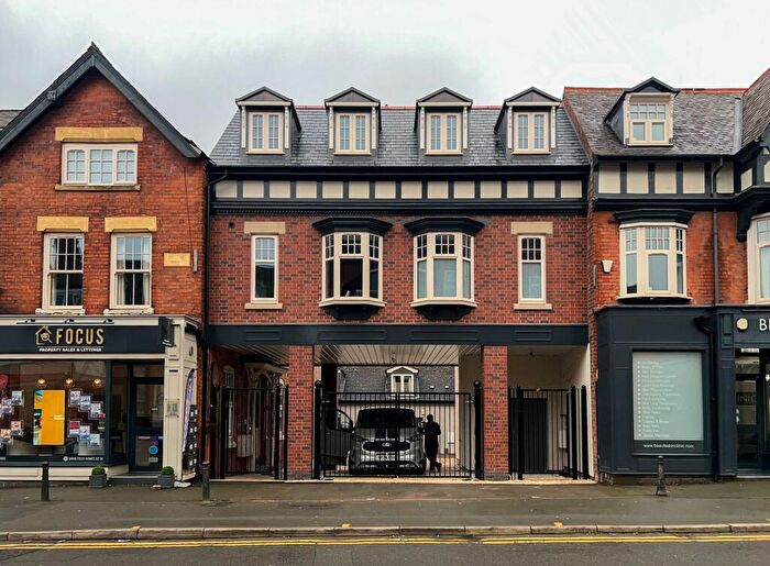 2 Bedroom Apartment To Rent In Flat, B Clarendon Park Road Leicester, LE2