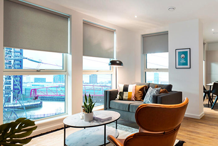 1 Bedroom Flat To Rent In Fizzy Ea A - Silvertown Way, London, E16