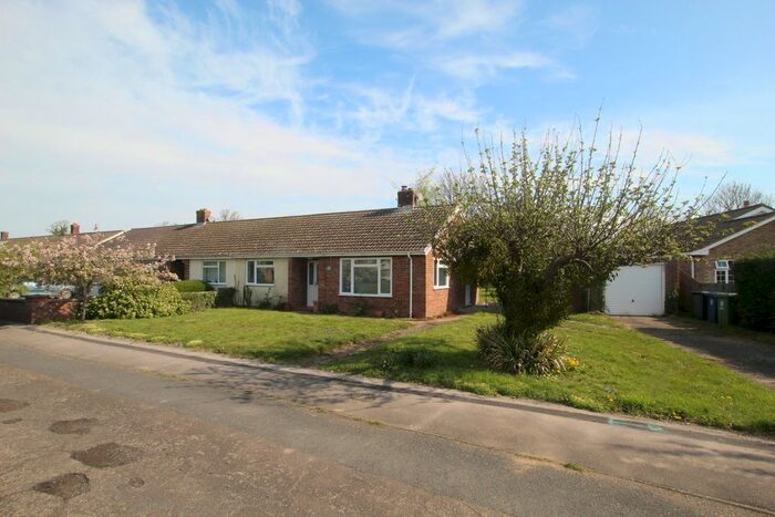 2 Bedroom Semi-Detached Bungalow To Rent In Finch's Field, Little Eversden, Cambridge, CB23