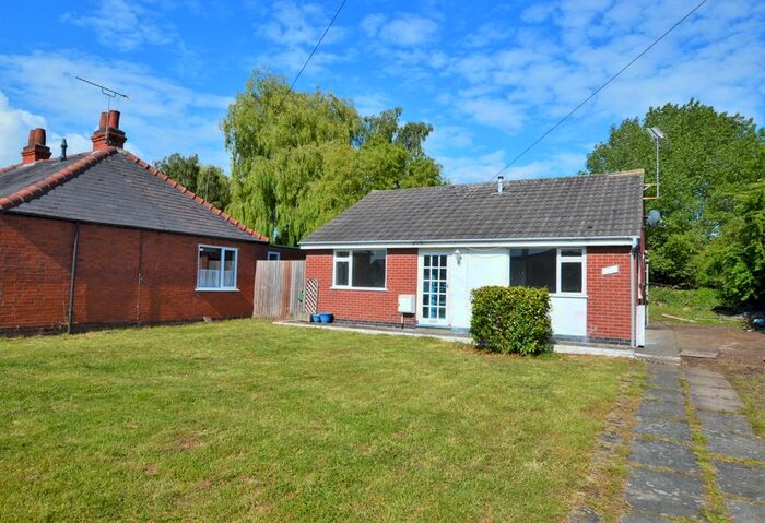 2 Bedroom Bungalow To Rent In Saffron Lane, Leicester, Leicestershire, LE2