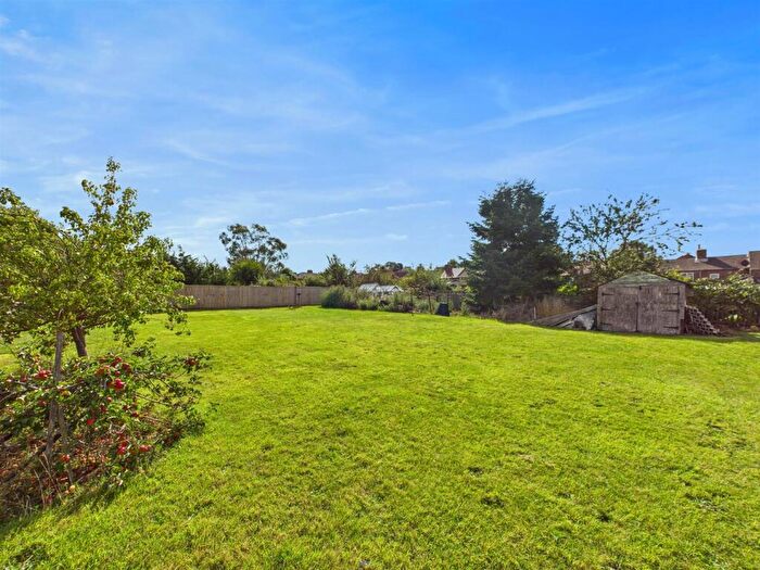 3 Bedroom Terraced House For Sale In Church Street, Louth, LN11