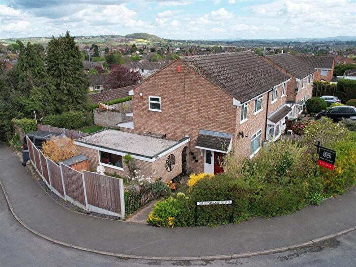 3 Bedroom Semi-Detached House For Sale In Hawthorn Crescent, Bewdley, DY12