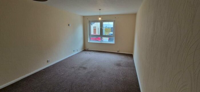 3 Bedroom Apartment To Rent In Albany Street, PL1