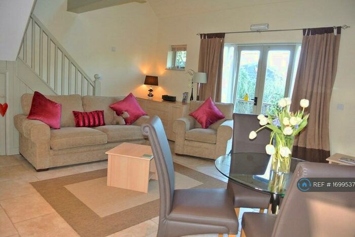 1 Bedroom Terraced House To Rent In Frith Farm House, Faversham, ME13