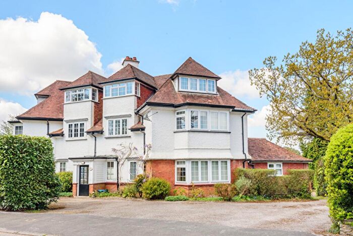 1 Bedroom Apartment To Rent In Hindhead, GU26