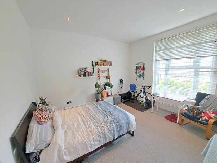 1 Bedroom Flat To Rent In Bedroom Flat – Haringey Park, Crouch End, N8