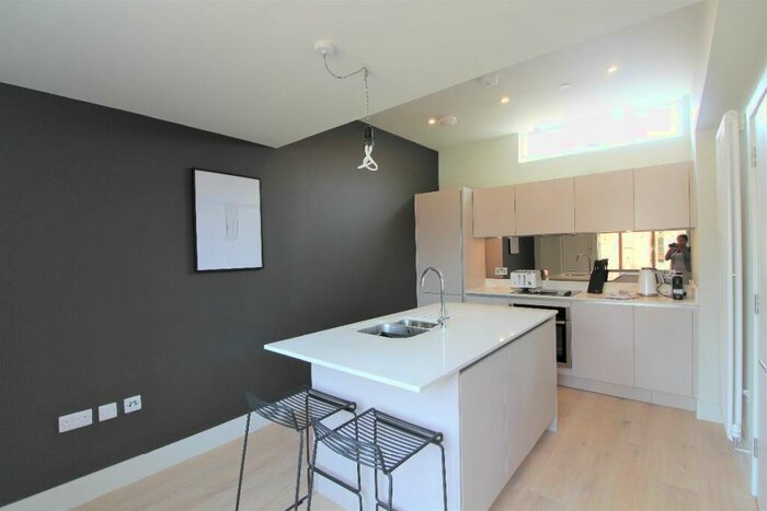 2 Bedroom Town House To Rent In Arundel Street, Manchester, M15