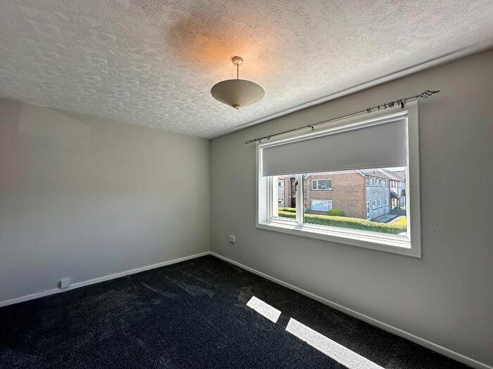 1 Bedroom Flat To Rent In Brown Walk, Irvine, North Ayrshire, KA12