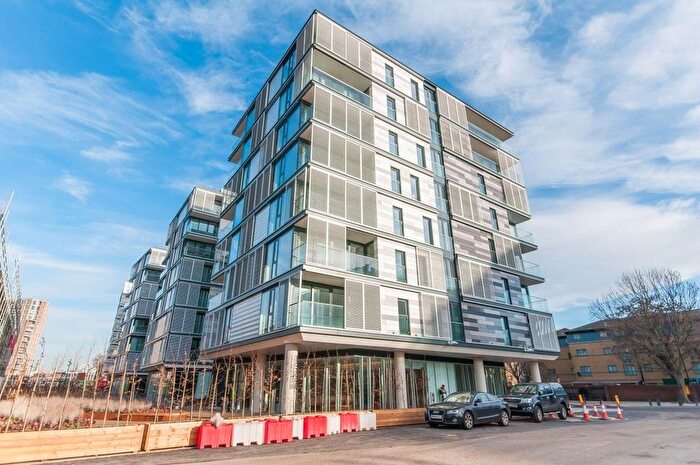 3 Bedroom Flat To Rent In The Arthouse, Kings Cross, N1C