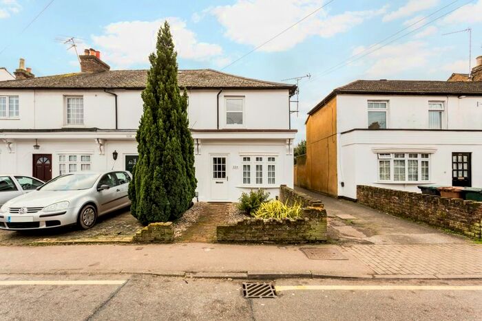 1 Bedroom Flat To Rent In New Road, Croxley Green, Rickmansworth WD3