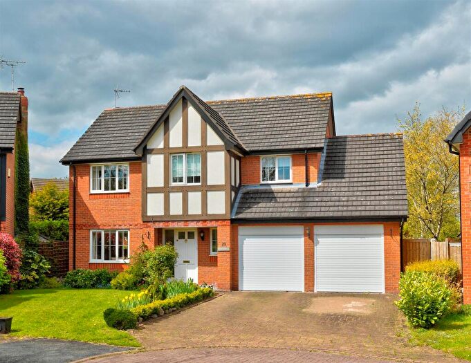 5 Bedroom Detached House For Sale In Kensington Drive, Willaston, Cheshire, CW5