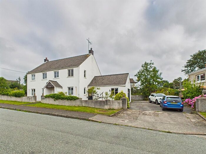 4 Bedroom Detached House For Sale In Cedarwood, Rosemarket, SA73
