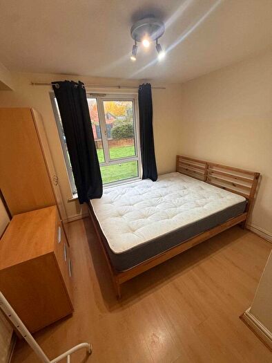 1 Bedroom Flat To Rent In Brook Road, Manchester, M14