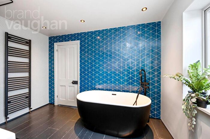 3 Bedroom Terraced House For Sale In College Street, Brighton, East Sussex, BN2