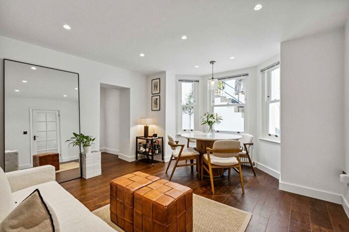 1 Bedroom Flat For Sale In Greyhound Road, London, W14