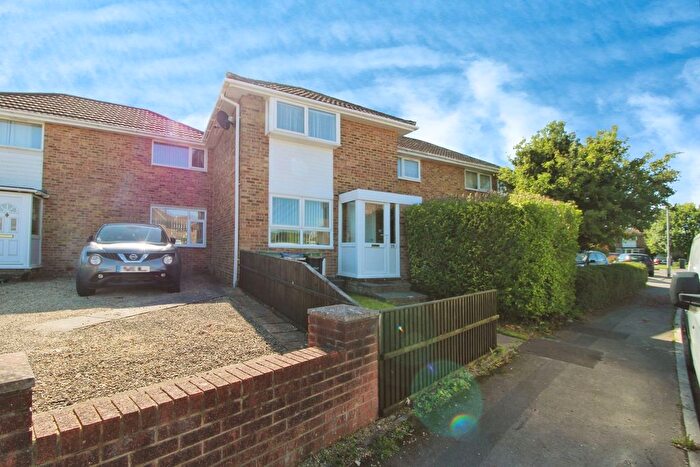 2 Bedroom Property For Sale In Hallsfield, Cricklade, SN6