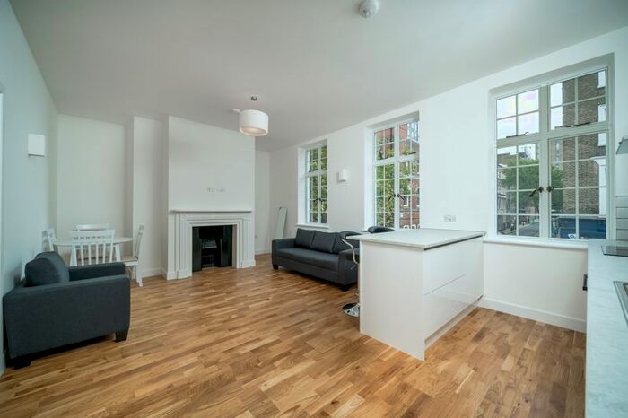 1 Bedroom Flat To Rent In Endell Street, Covent Garden, London, WC2H