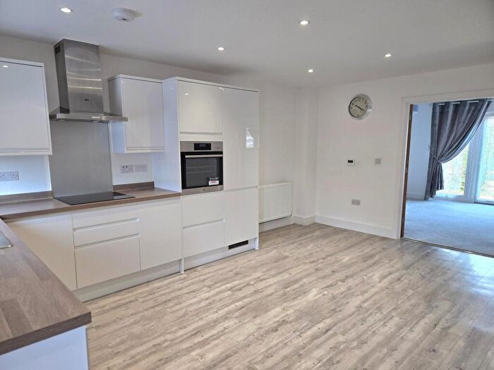 3 Bedroom House To Rent In Graven Hill Road, Ambrosden Bicester, OX25