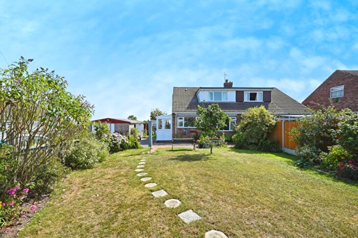 4 Bedroom Semi-Detached House For Sale In Abbey Road, Kirkby-in-Ashfield, Nottingham, Nottinghamshire, NG17