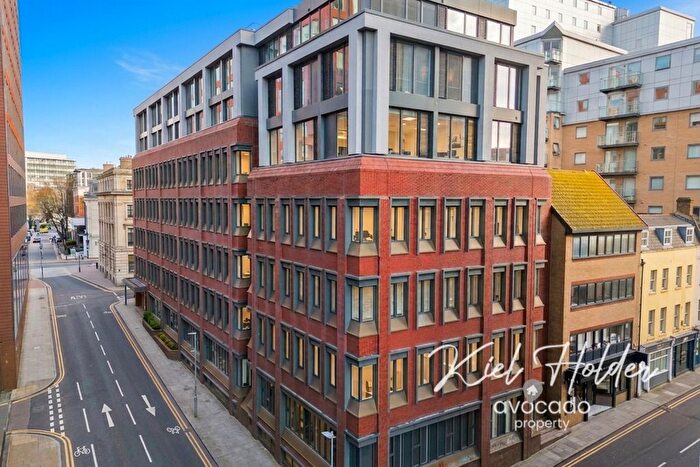 1 Bedroom Flat For Sale In Garrard House, Garrard Street, Reading, RG1