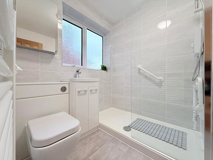 2 Bedroom Apartment To Rent In Alexandra Road, Burton-On-Trent, DE15