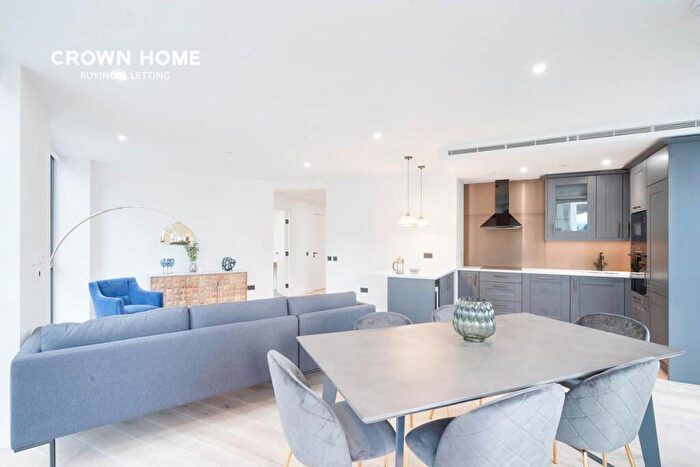 2 Bedroom Apartment To Rent In Emery Wharf, Emery Way, E1W