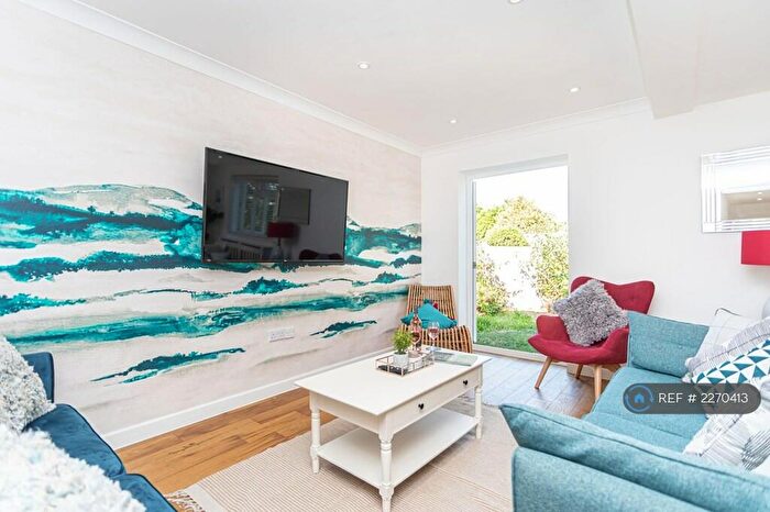 3 Bedroom Bungalow To Rent In Blenheim Crescent, Hordle, Lymington, SO41