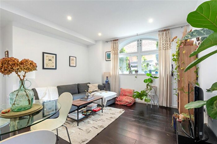 1 Bedroom Apartment To Rent In Drummond Way, London, N1