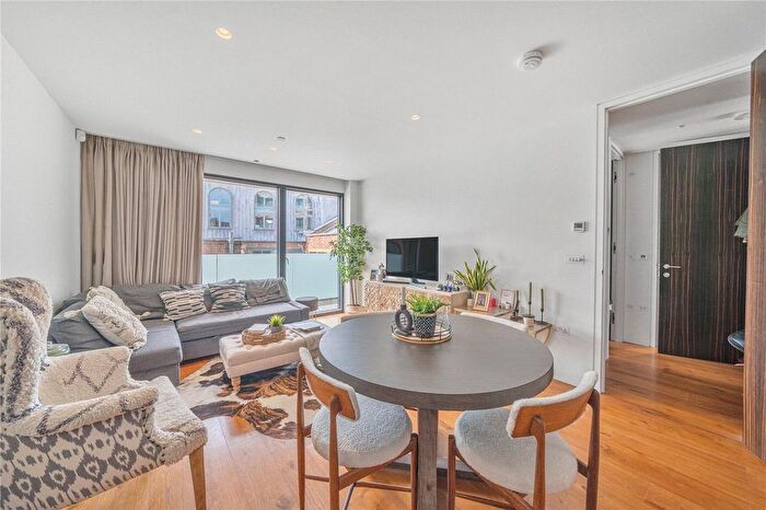 2 Bedroom Flat To Rent In Wilds Rents, London, SE1