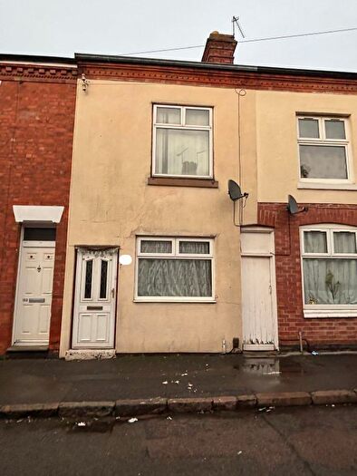 3 Bedroom Terraced House To Rent In Belper Street, Leicester, LE4